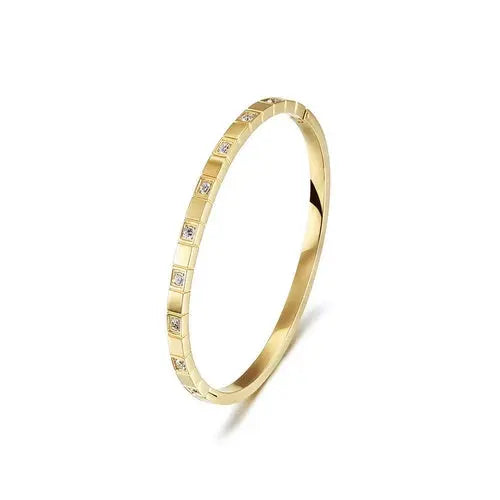 ALTERNATE PAVÉ STONE HINGED BANGLE    My Store